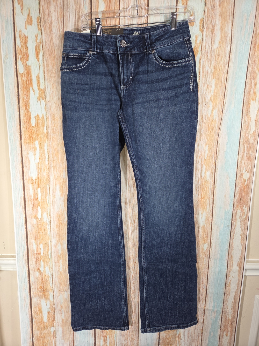 Wrangler Retro "Sadie" Low Rise Dark Blue Bootcut Jeans for Women. Size 9x34